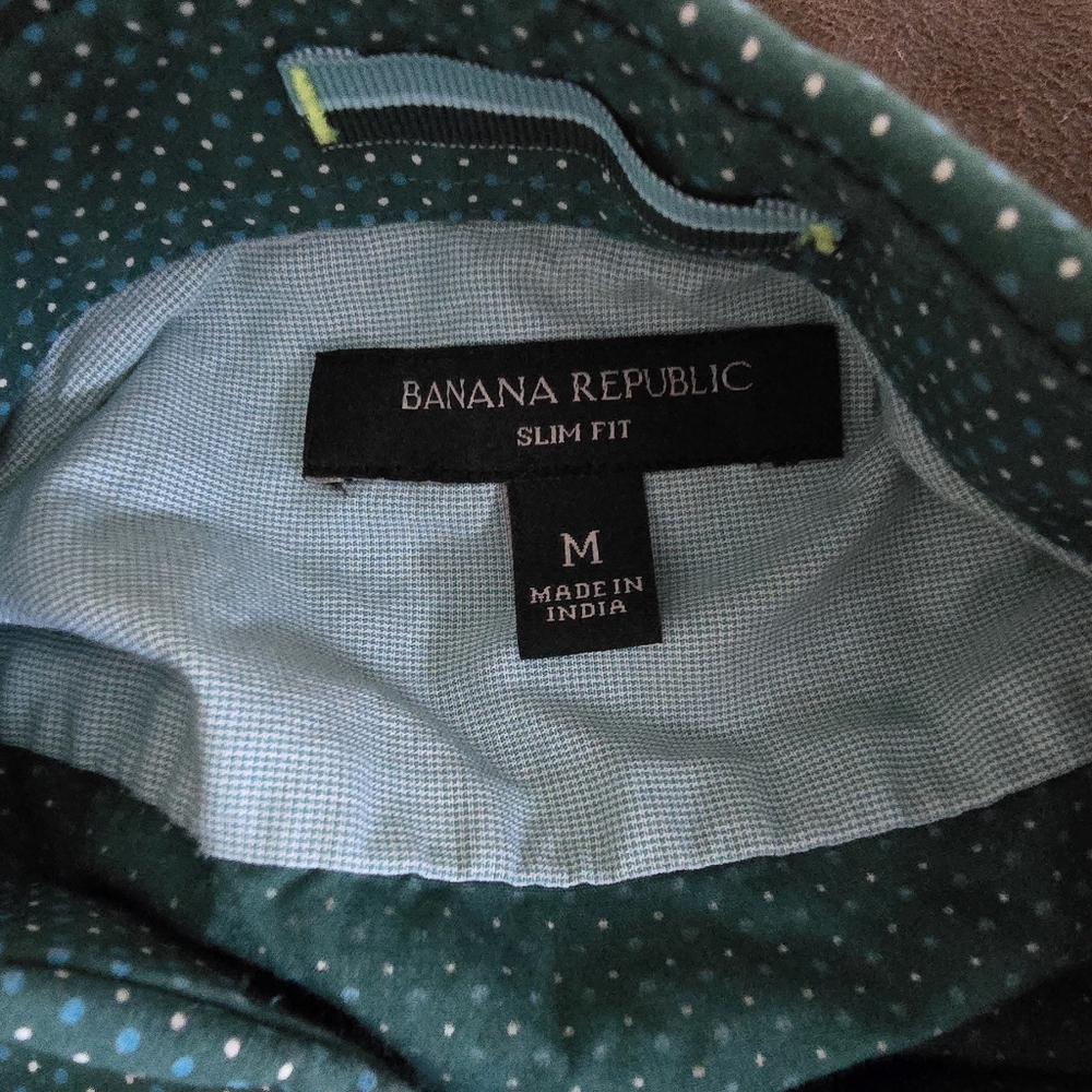 Banana Republic Collared Button Down Shirts - Picture 2 of 8